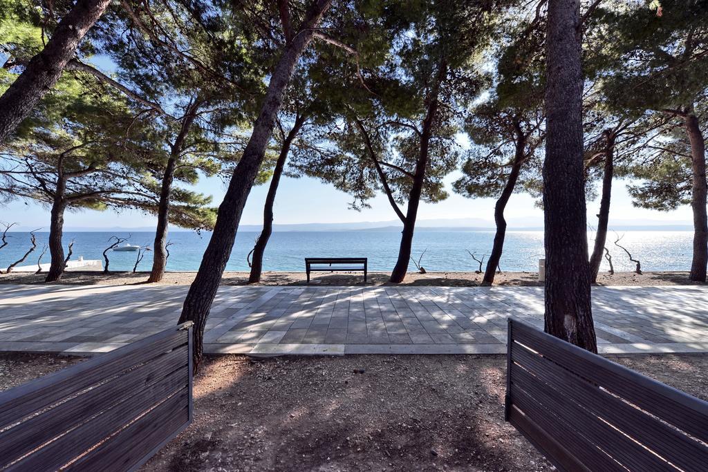 Chiponsky One - 5 Star Beachfront Property Бол Екстер'єр фото